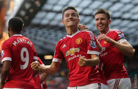 埃尔南德斯 埃尔南德斯