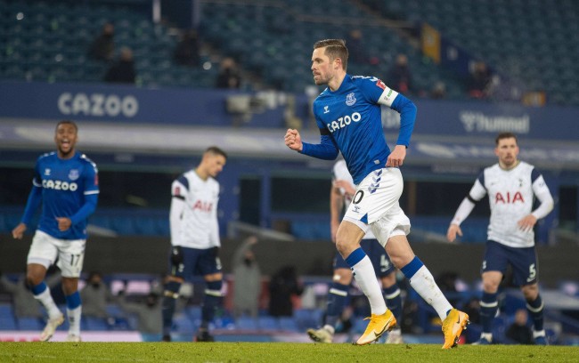 还引发了对 还引发了对